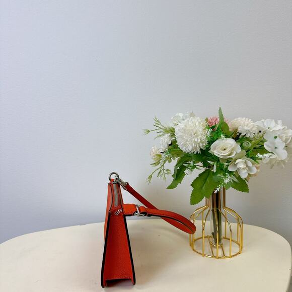 Coach CJ797 Pouch Bag With Signature Canvas IN ORANGE - Picture 4 of 8